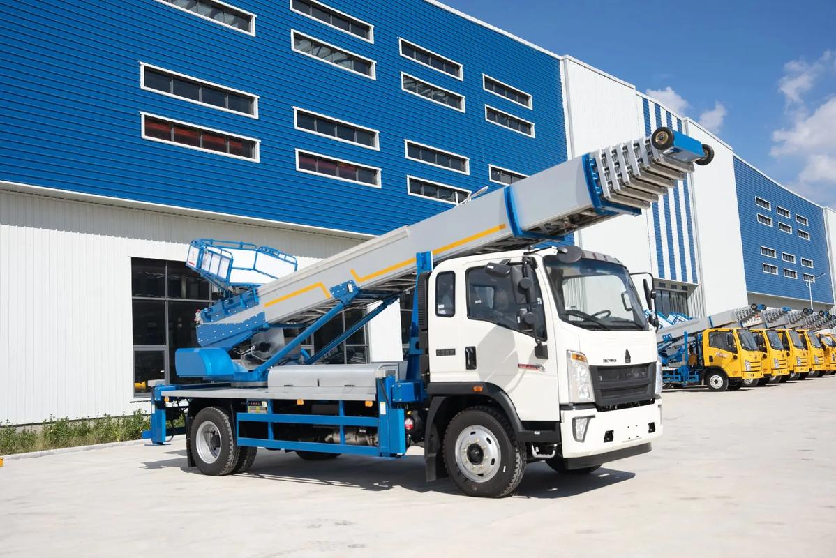 管城回族出租云梯车高空作业车 建筑垃圾搬运